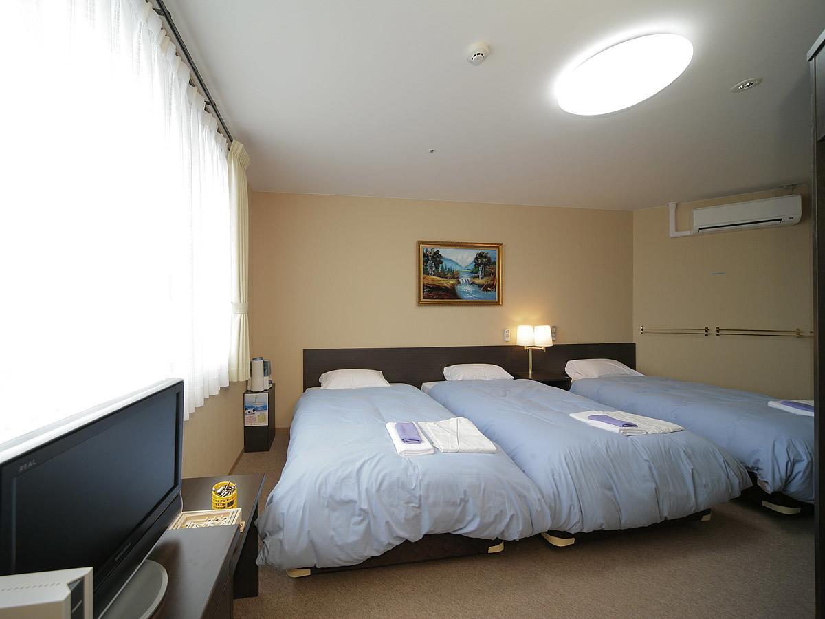 Hagi Royal Intelligent Hotel Esterno foto